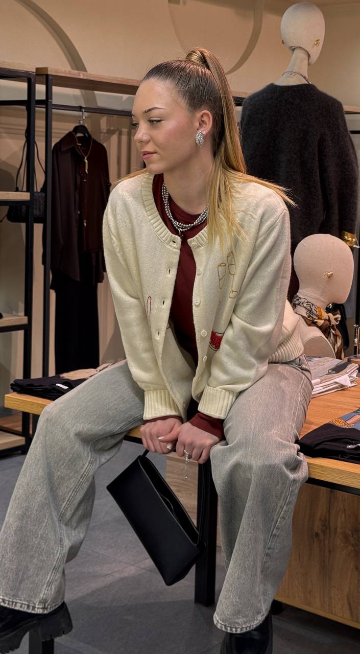 Кардиган из шерсти с вышивкой DAISYKNIT